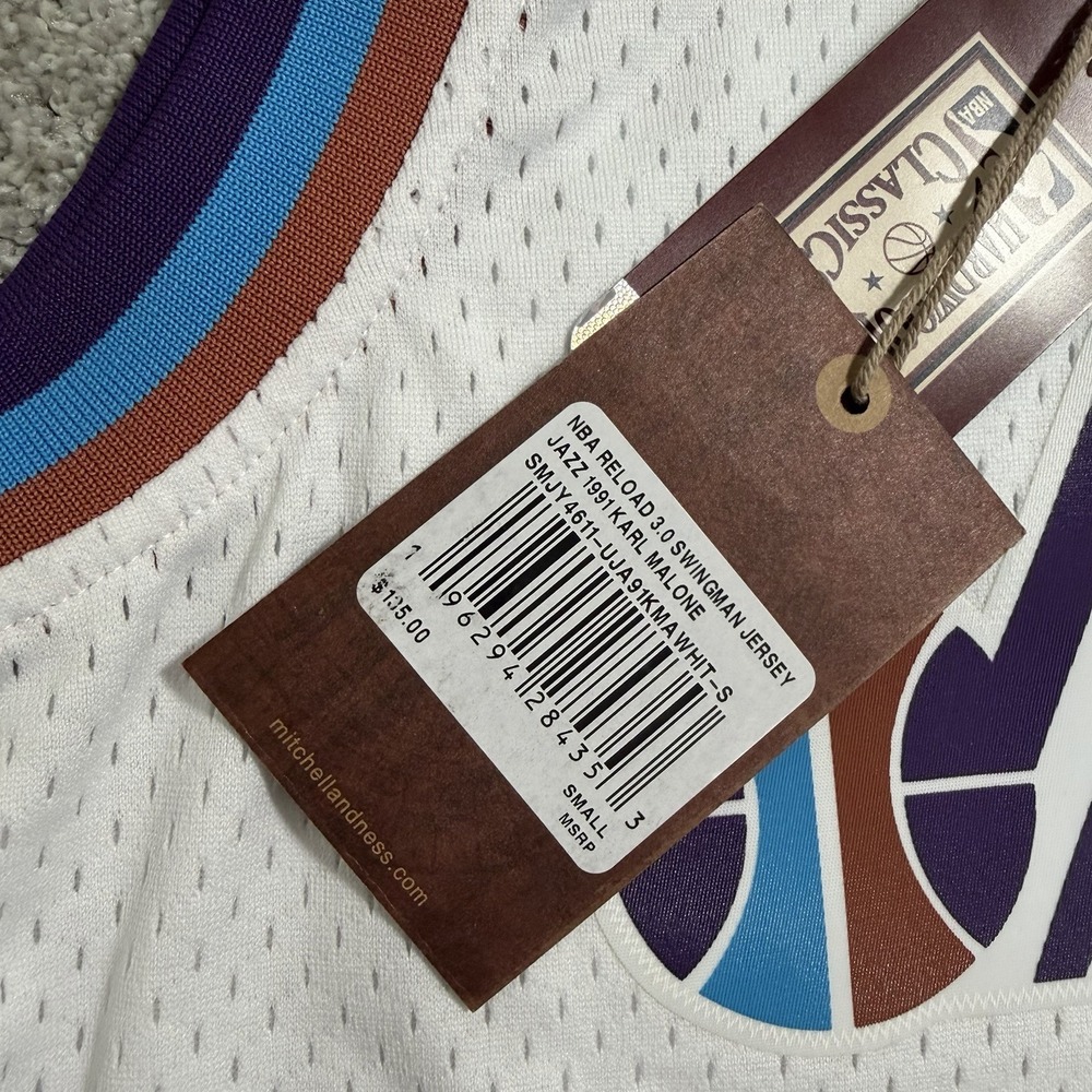 Mitchell & Ness Karl Malone Utah Jazz Jersey Mens S White Reload 3.0 1991-92 NBA - Picture 9 of 9